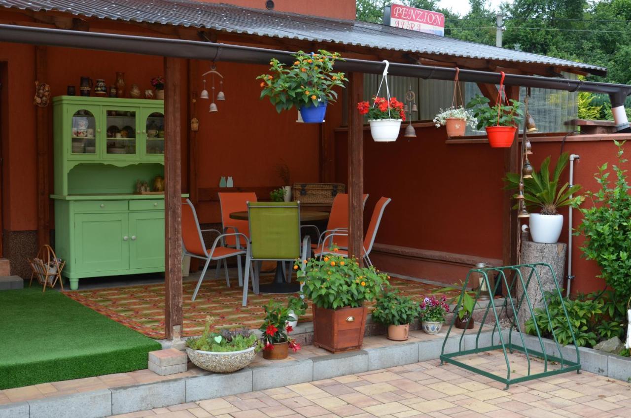 Penzion Aura Dvur Kralove nad Labem Exterior photo